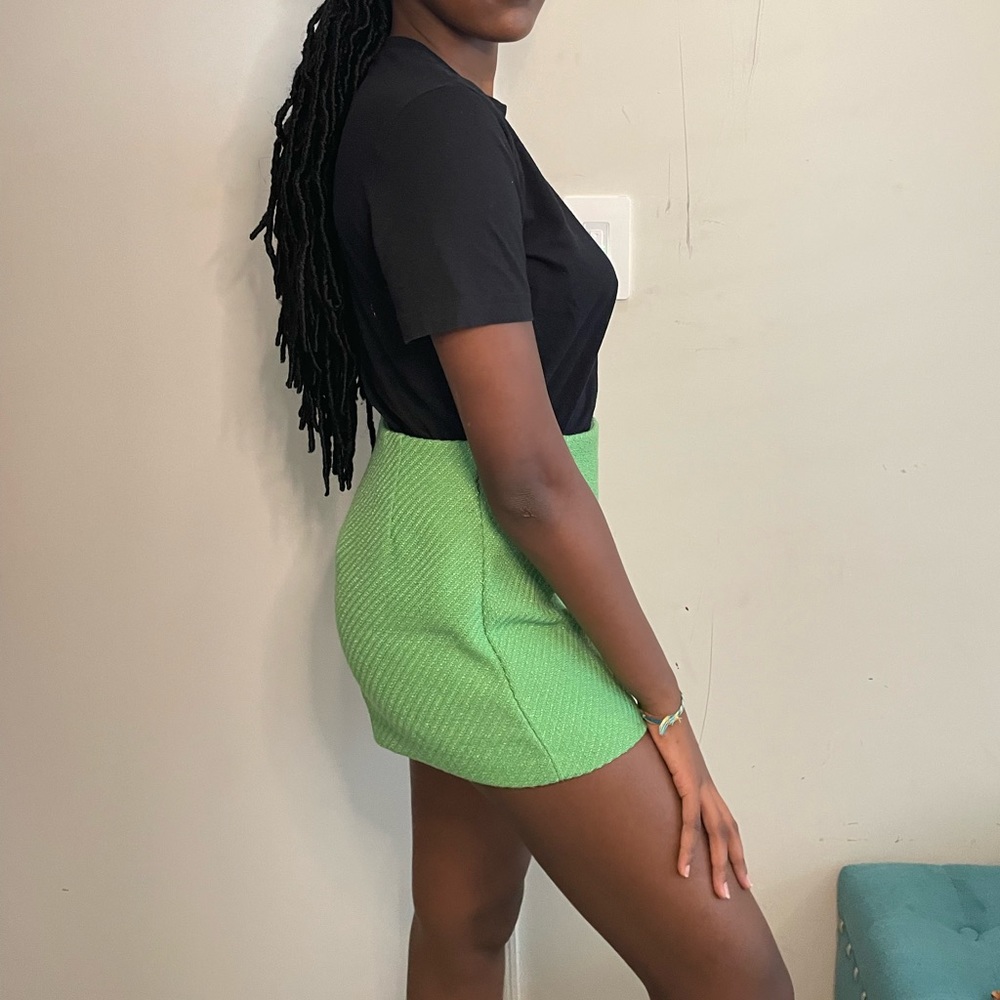 High waisted green shorts
